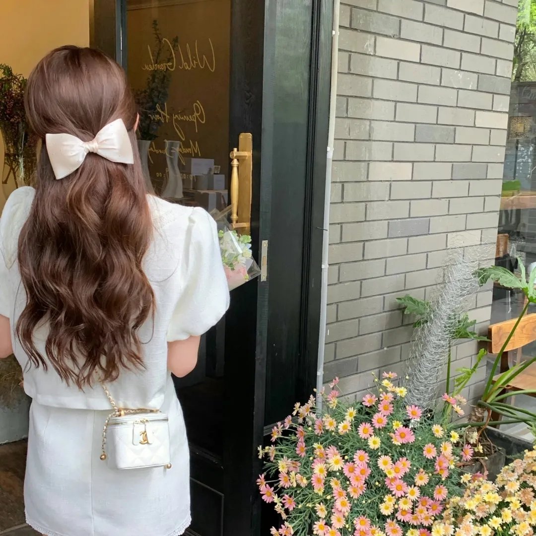 潜逃
